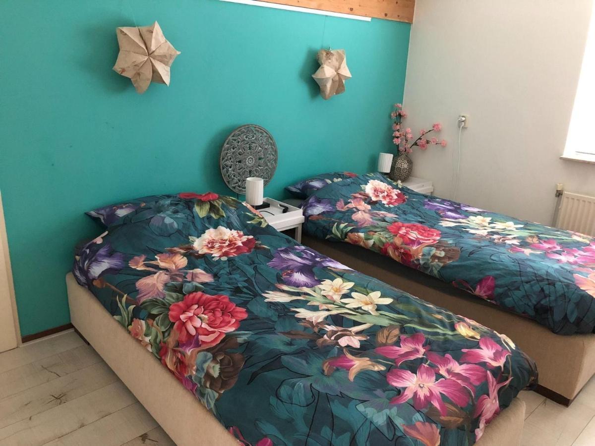 Charming Holiday Home By The Beach With Sauna Bubble Bath And Sunbed Julianadorp Eksteriør billede